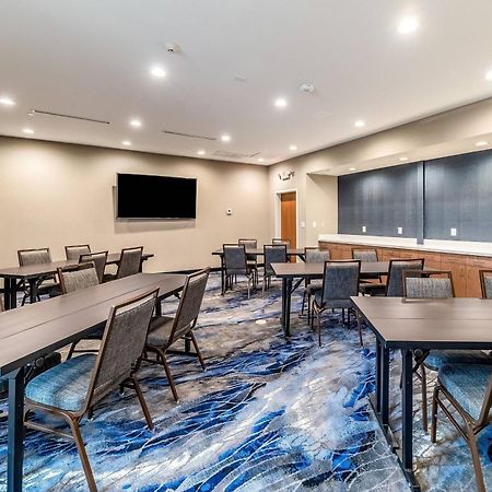 Fairfield Inn & Suites By Marriott Gainesville I-35 Екстер'єр фото