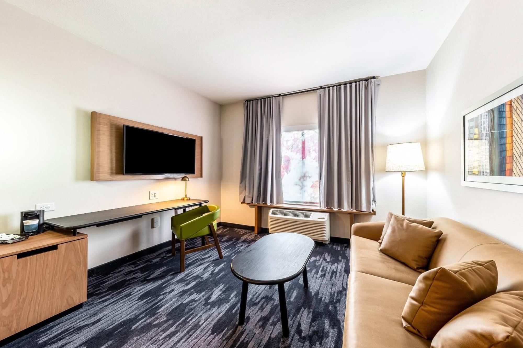 Fairfield Inn & Suites By Marriott Gainesville I-35 Екстер'єр фото